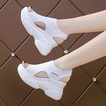 👞【34-42】2024 popularne sandały sportowe na grubym obcasie z plecionej tkaniny Fly 